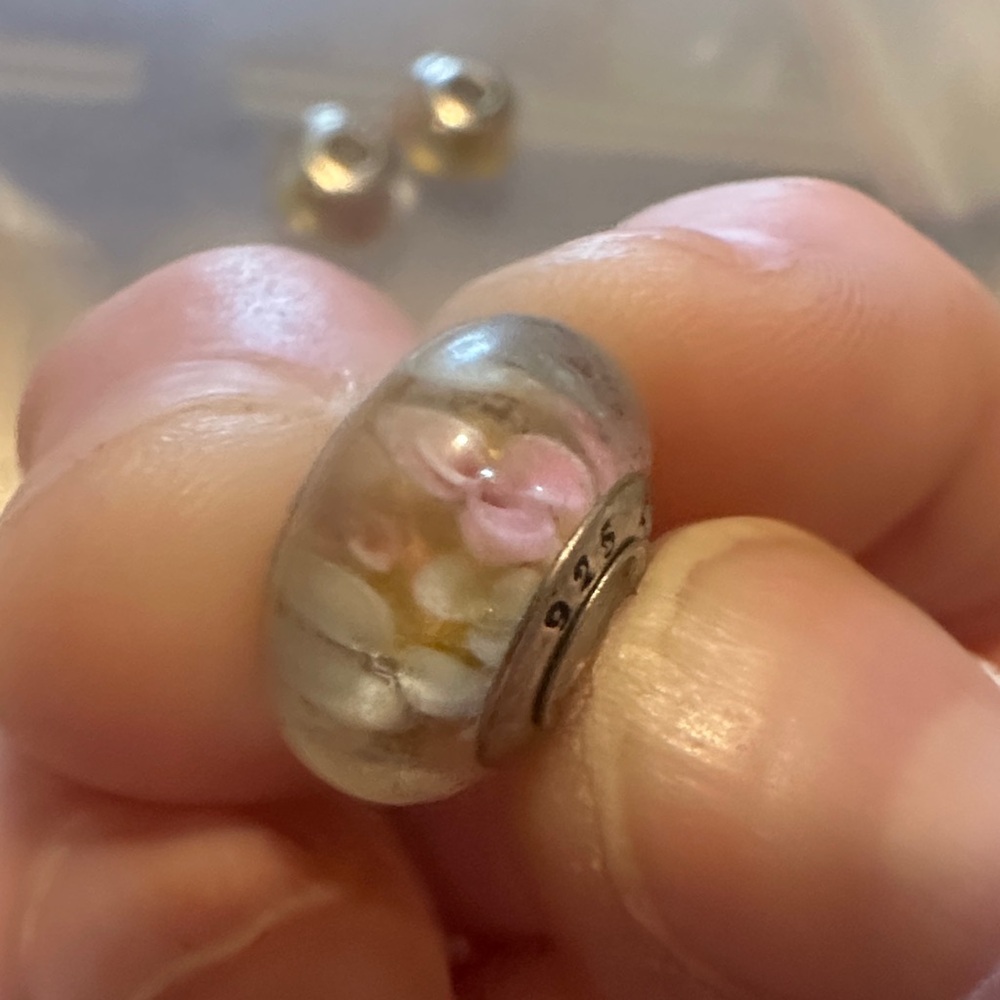 Pandora Silver Charm Collection featuring cherry blossoms 🌸 - Picture 4 of 7